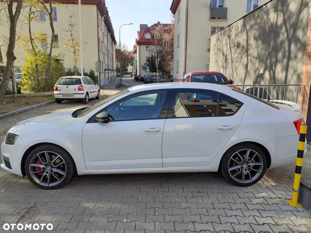Skoda Octavia 2.0 TSI RS DSG - 5