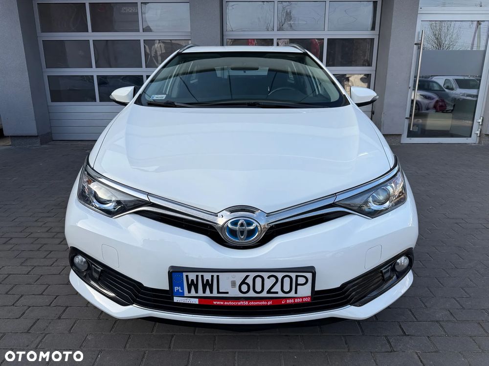 Toyota Auris Hybrid 135 Comfort - 2