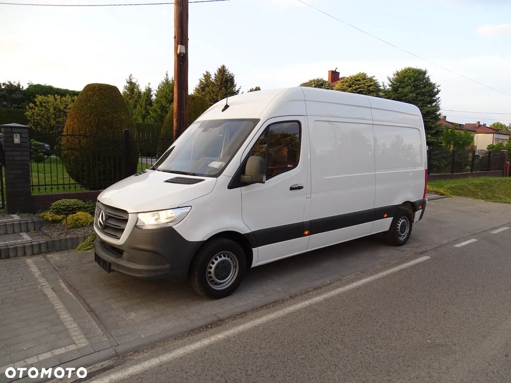 Mercedes-Benz SPRINTER - 4