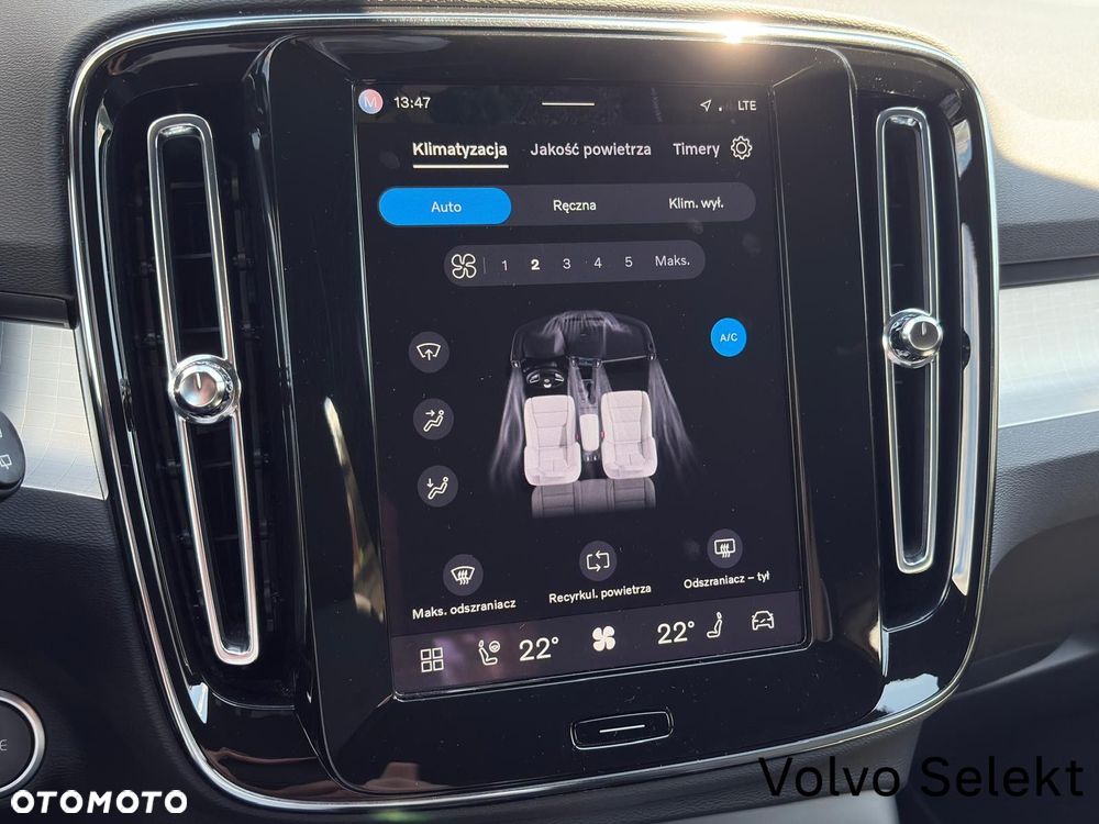 Volvo XC 40 - 25
