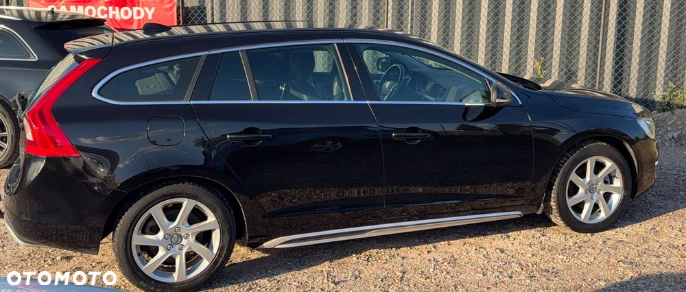 Volvo V60 D4 Drive-E Momentum - 4