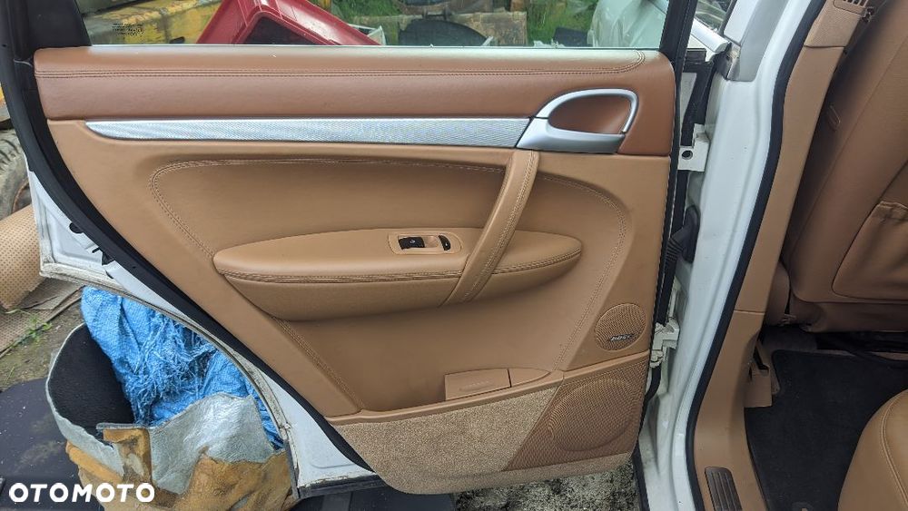 FOTELE SIEDZENIA PORSCHE CAYENNE I 7L BOCZKI DVD KOMPLET LIFT Posiadamy cały środek kompletny - 16