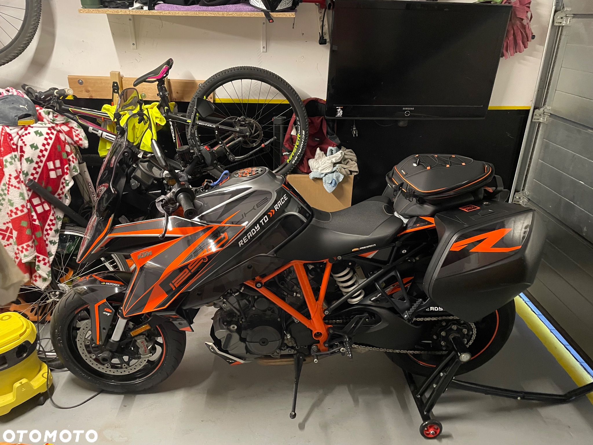 KTM Super Duke - 10