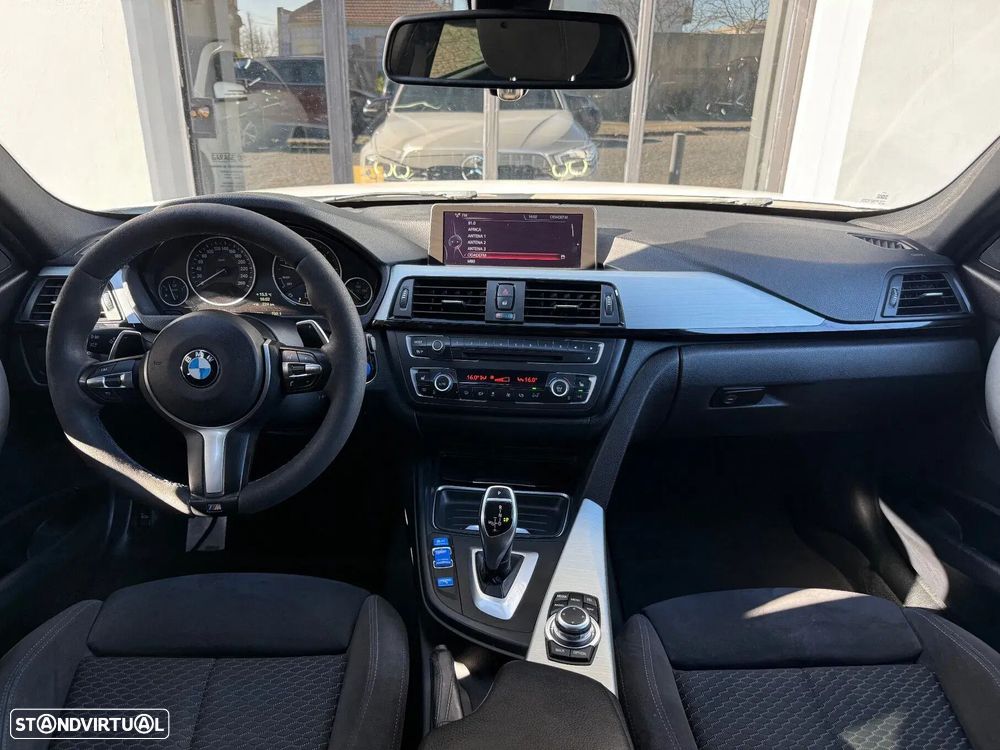 BMW 320 d Auto Pack M - 15