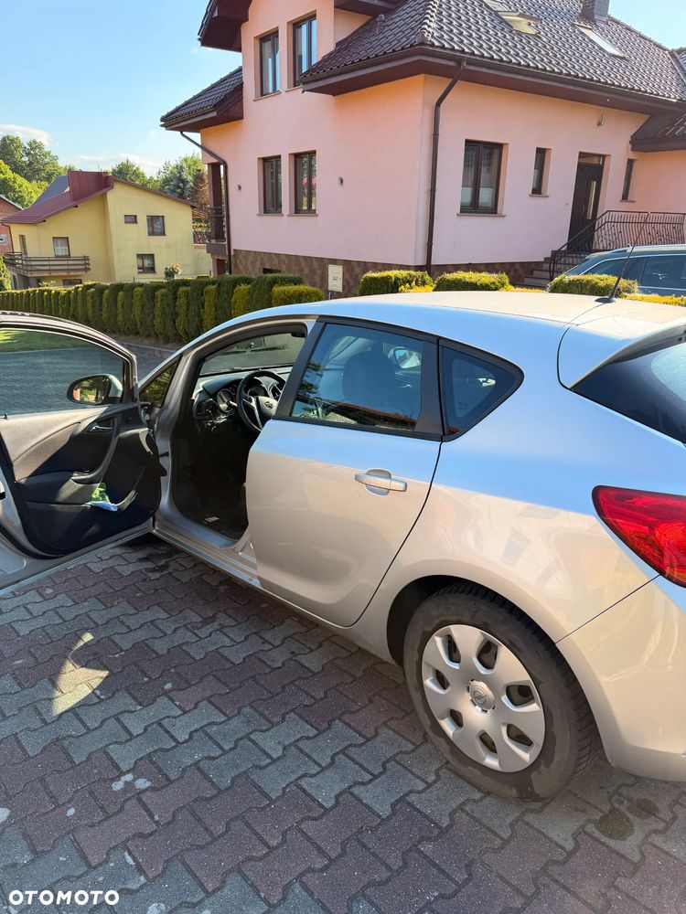 Opel Astra 1.6 CDTI Enjoy - 14