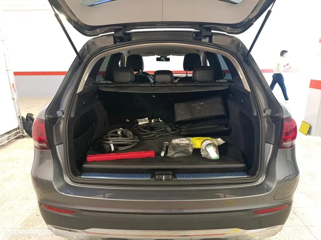 Mercedes-Benz GLC 300 e 4Matic - 14