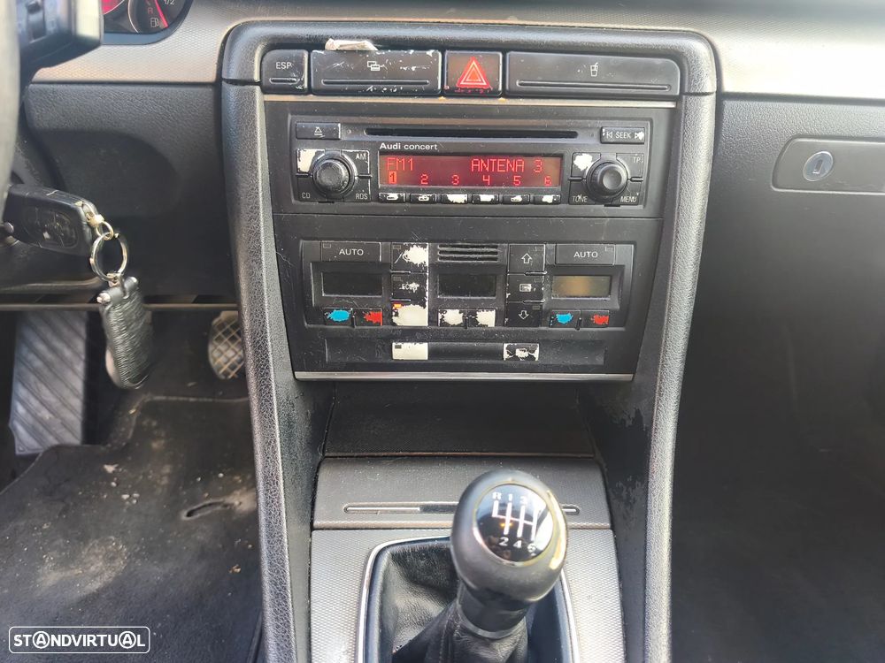 Audi A4 Avant 1.9 TDI m6 - 7