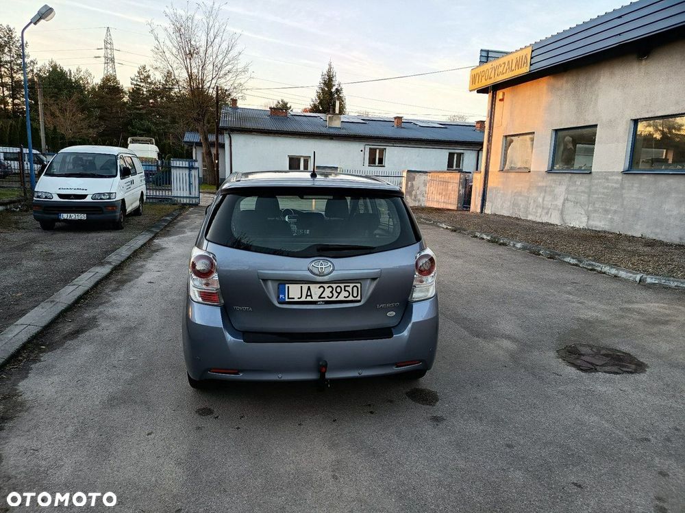 Toyota Verso - 11