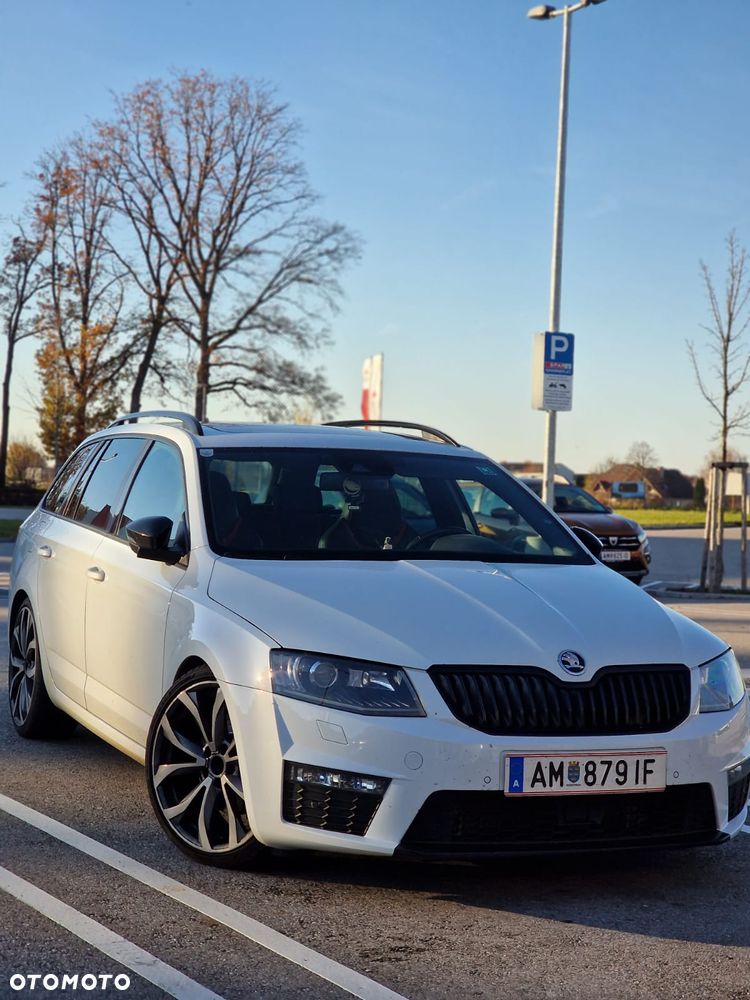 Skoda Octavia 2.0 TDI 4x4 RS Challenge DSG - 2