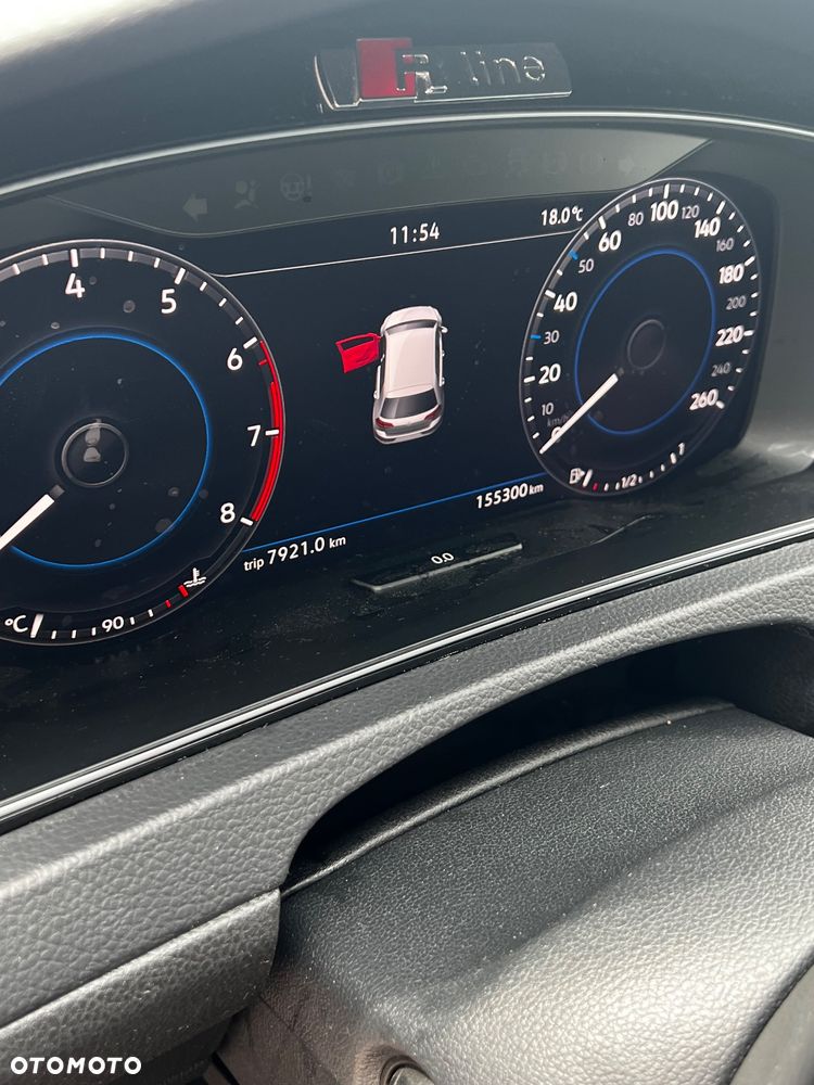 Volkswagen Golf - 11