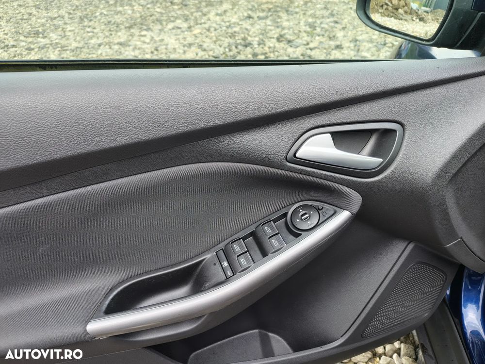 Ford Focus 1.0 EcoBoost Start-Stopp-System Champions Edition - 15