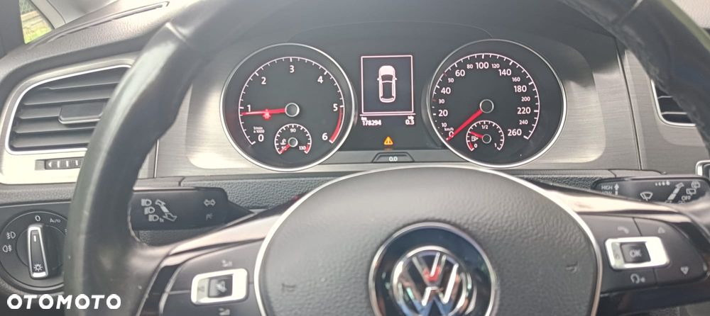 Volkswagen Golf - 7