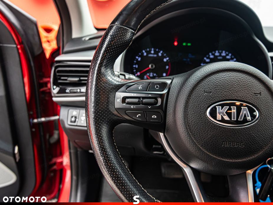 Kia Stonic 1.4 L - 13