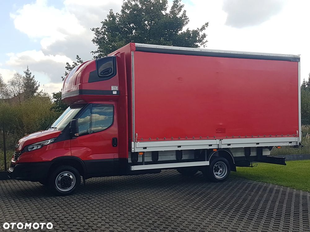 Iveco 50C18 DAILY 12EP PLANDEKA FIRANKA 5,11x2,46x2,35 SPANIE 3500 KG SKRZYNIA ŁADUNKOWA PAKA KLIMATRONIK TEMPOMAT KRAJOWY - 2
