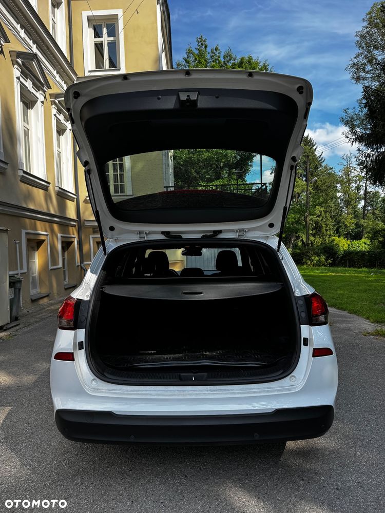 Hyundai i30 1.0 T-GDI GO - 6