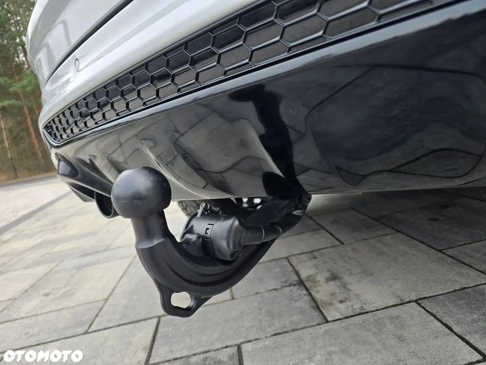 Ford Kuga 2.0 TDCi 4x4 ST-Line - 36