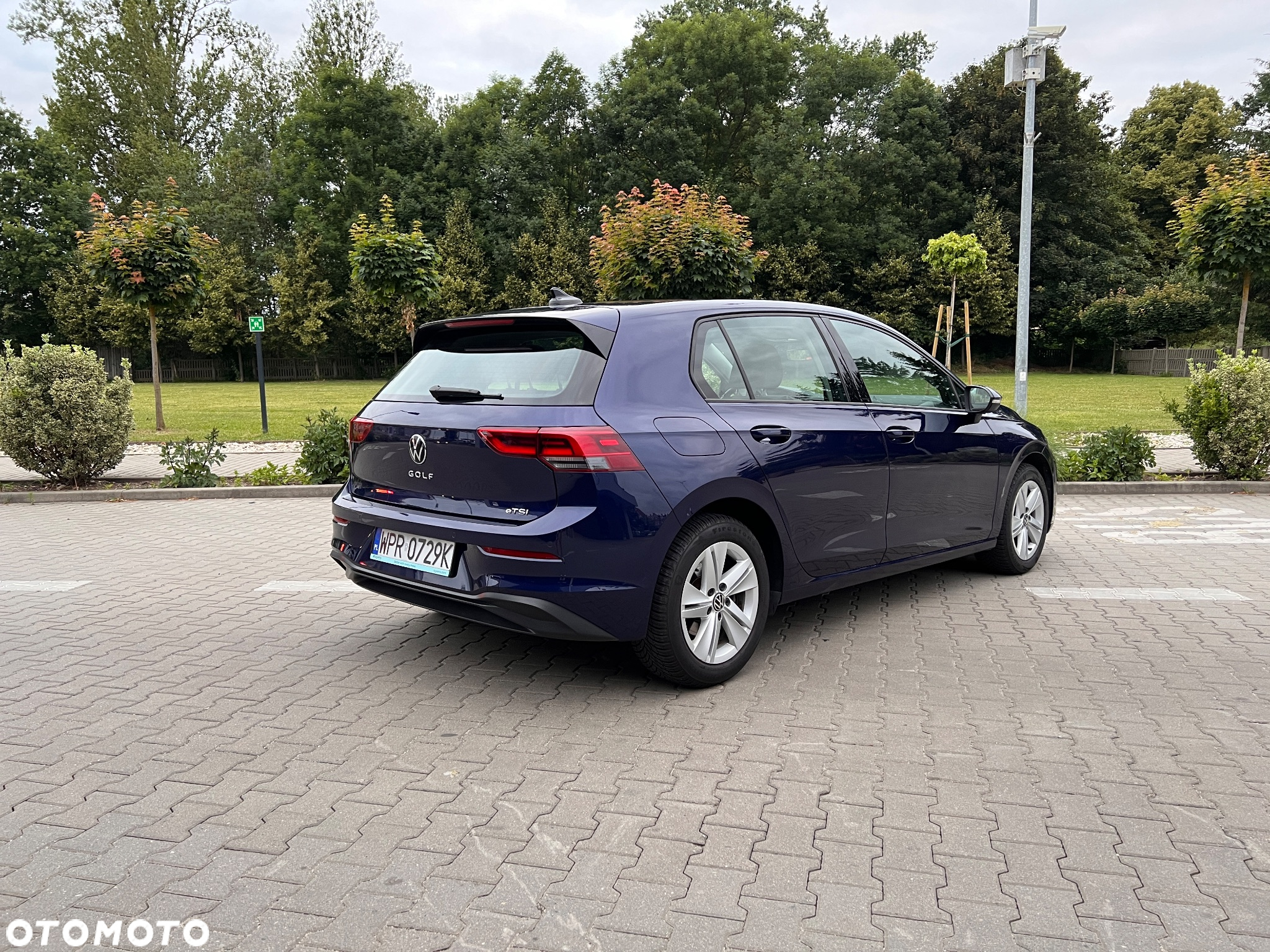 Volkswagen Golf - 5