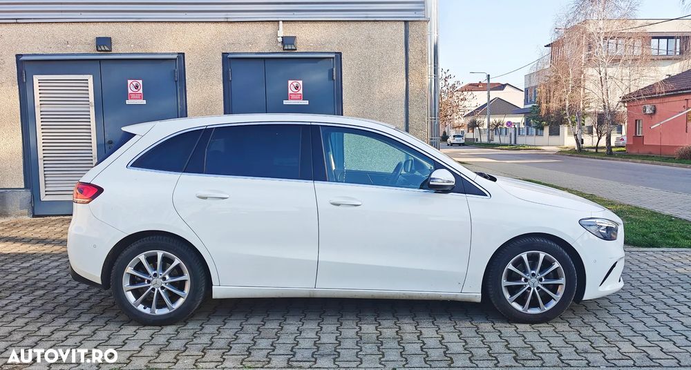 Mercedes-Benz B 180 d - 4