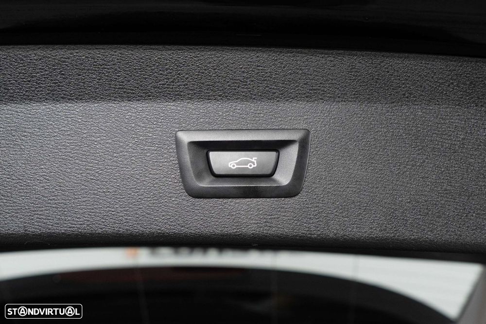 BMW X1 25 e xDrive Corporate Edition - 15