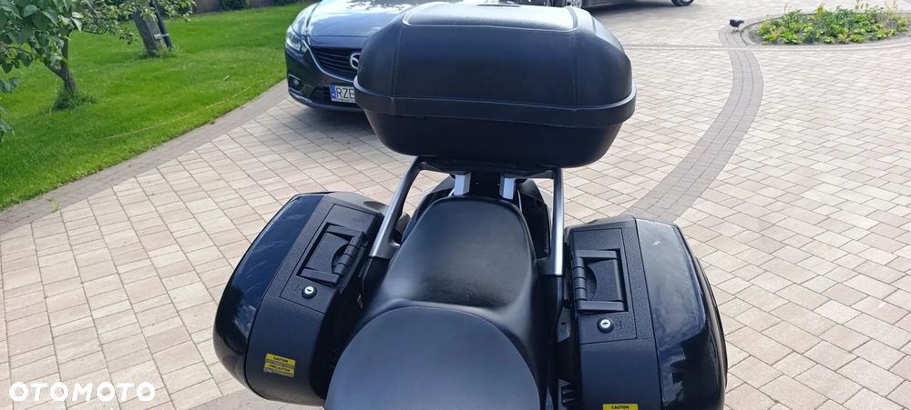 Kawasaki GTR - 9