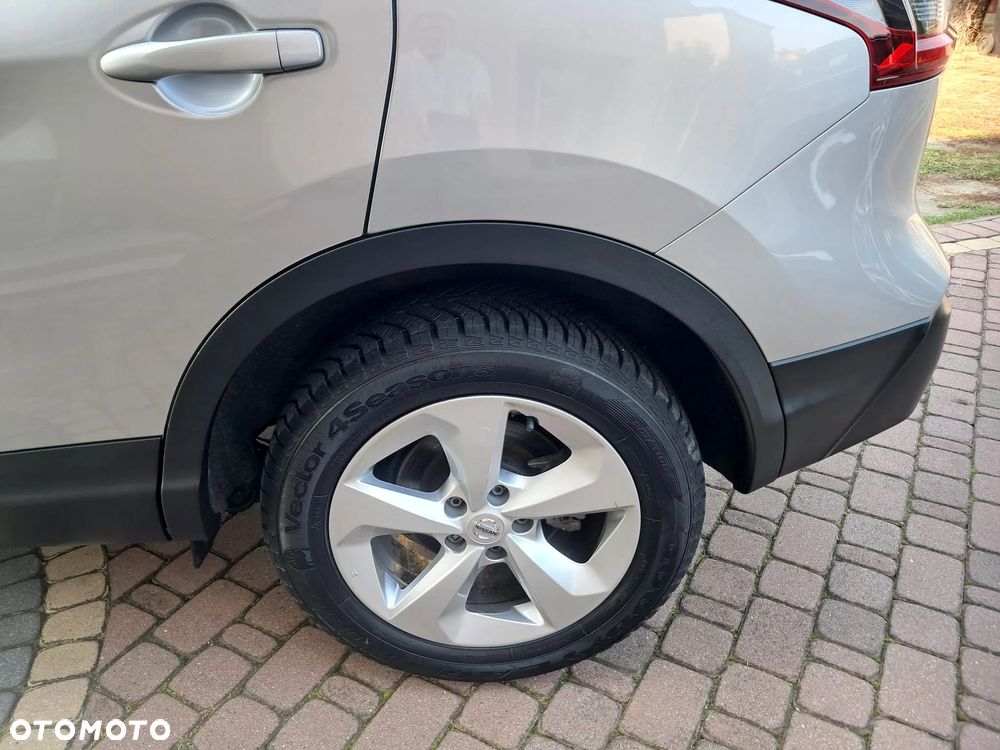 Nissan Qashqai - 23