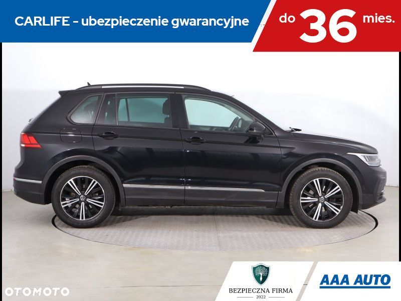 Volkswagen Tiguan - 8