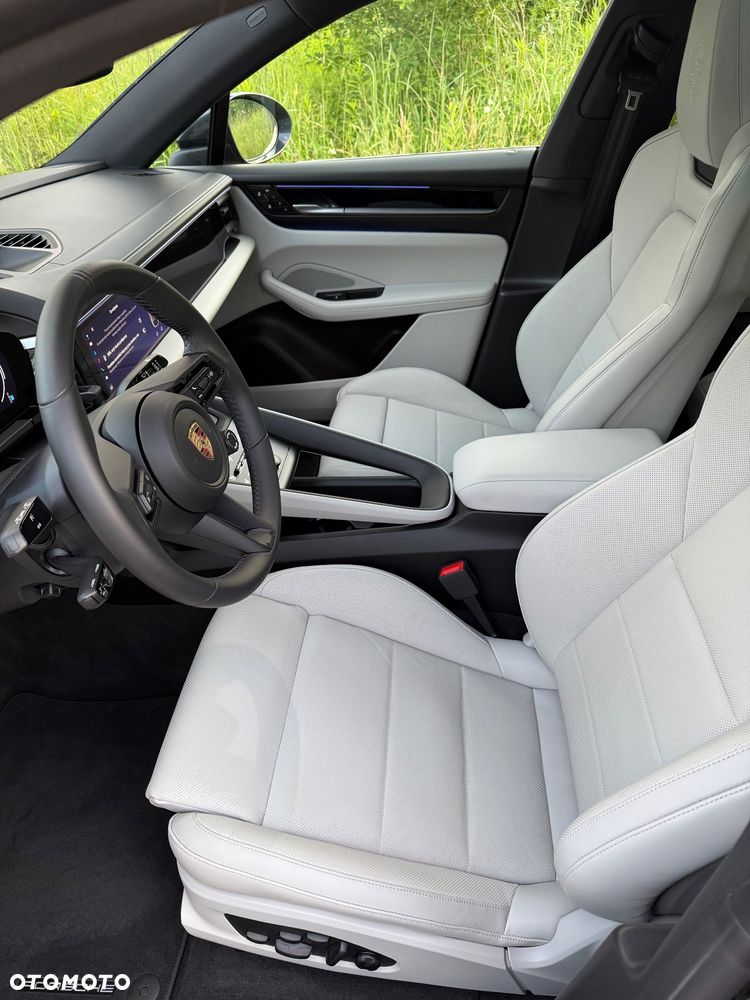 Porsche Macan - 9