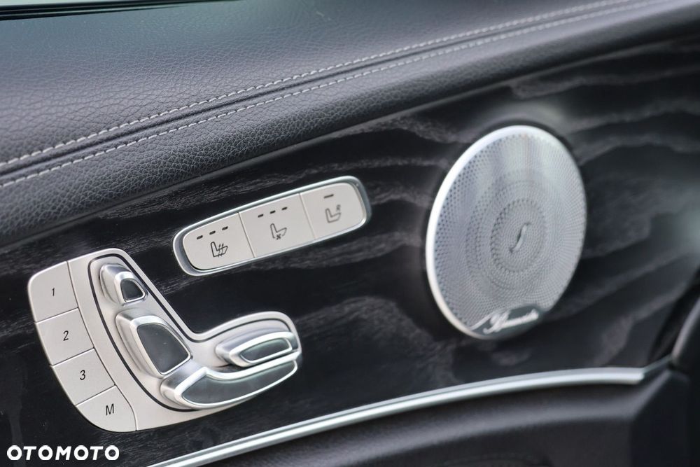 Mercedes-Benz Klasa E 43 AMG 4Matic 9G-TRONIC - 18