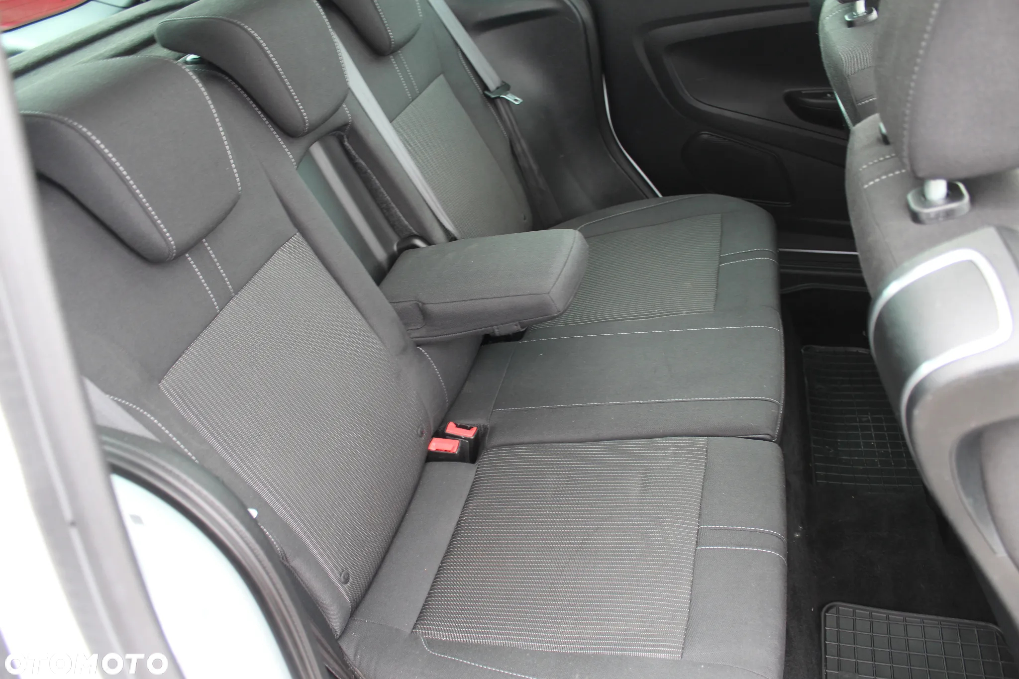 Ford B-MAX 1.0 EcoBoost Titanium - 22