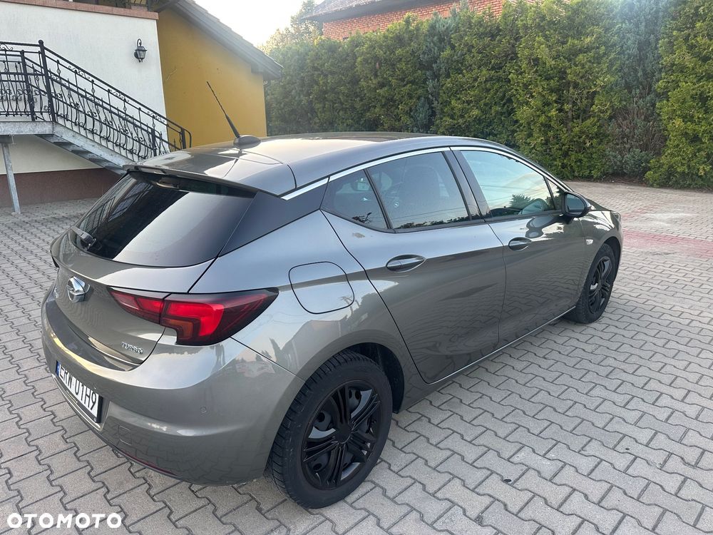 Opel Astra 1.4 T Elite - 11