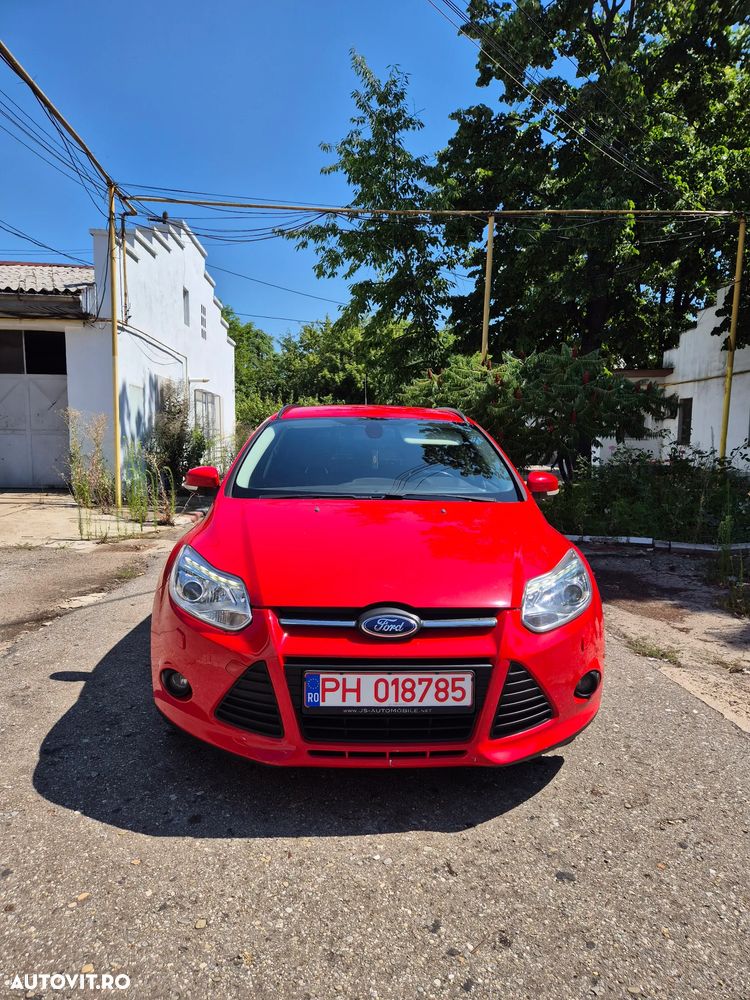 Ford Focus 1.6 TDCi DPF SYNC Edition - 3