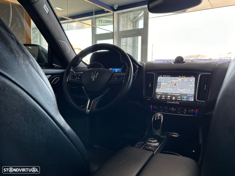 Maserati Levante 3.0 V6 - 28