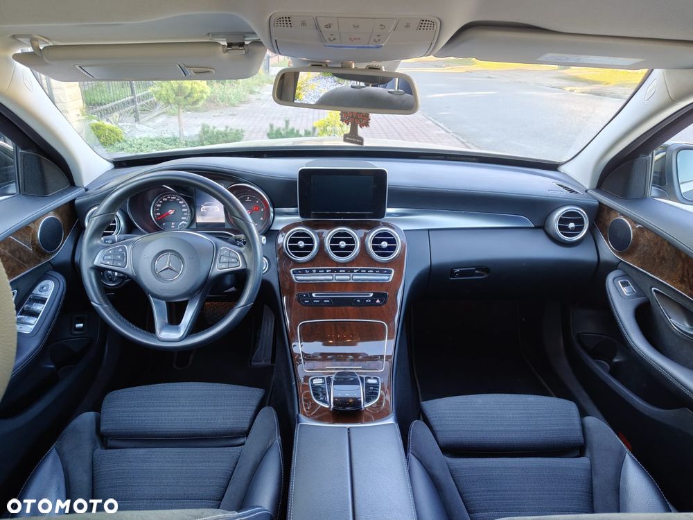 Mercedes-Benz Klasa C 220 d 9G-TRONIC - 15