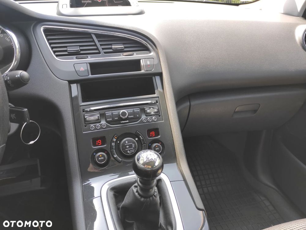Peugeot 5008 BlueHDI 120 Stop & Start Style - 30