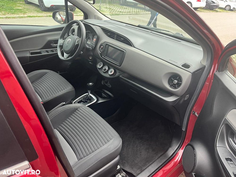Toyota Yaris 1.5 L VVT-iE Multidrive S Active - 11