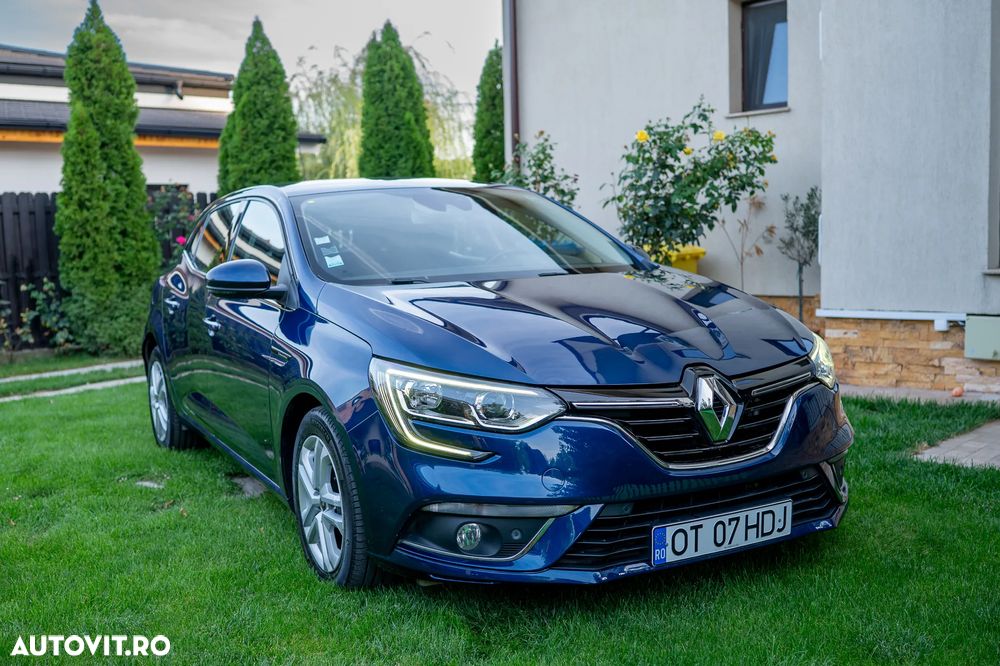 Renault Megane BLUE dCi 115 EDC BUSINESS EDITION - 11