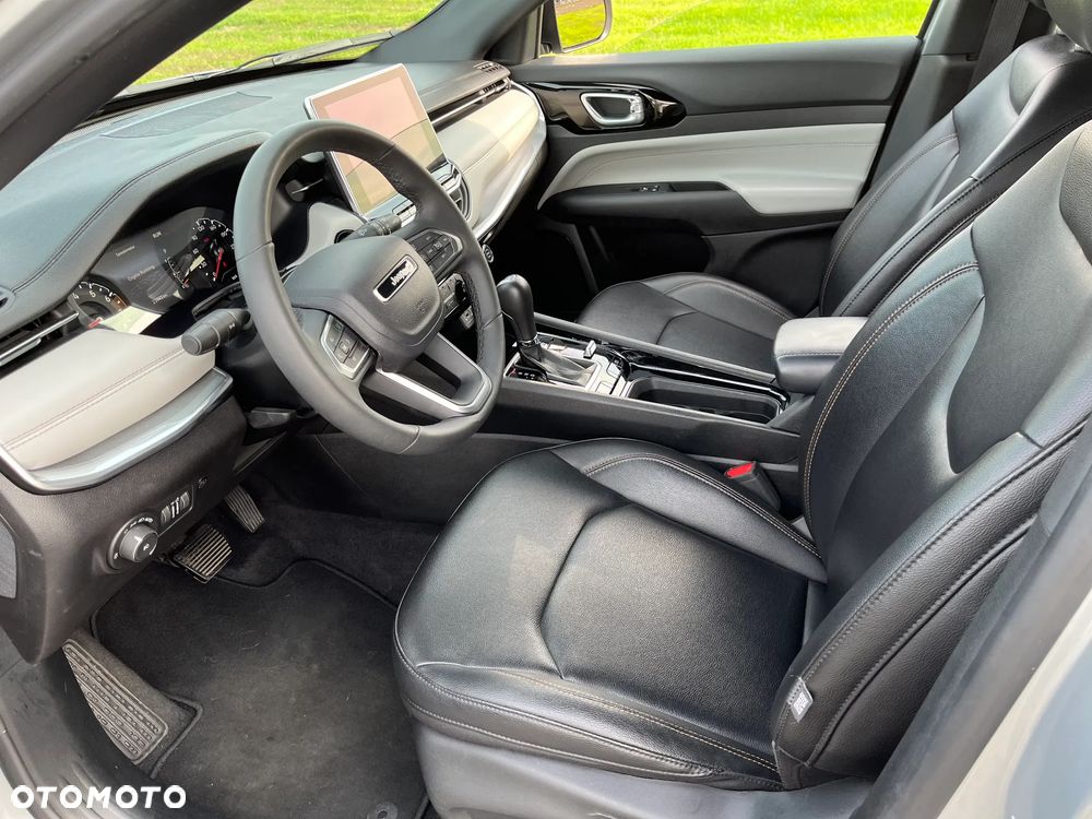 Jeep Compass - 10