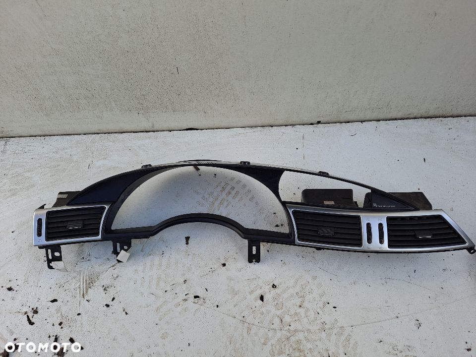 OSŁONA OBUDOWA LICZNIKA DESKI CHRYSLER PACIFICA I KRATKA NAWIEWU - 1