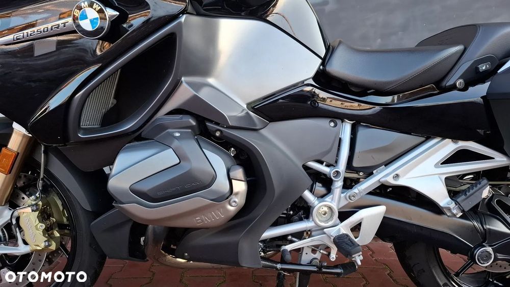 BMW R - 12
