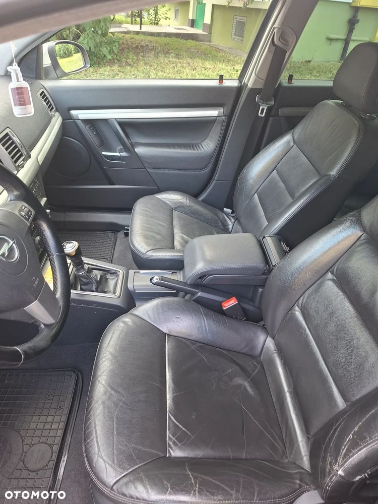 Opel Vectra 1.9 CDTI Cosmo - 12