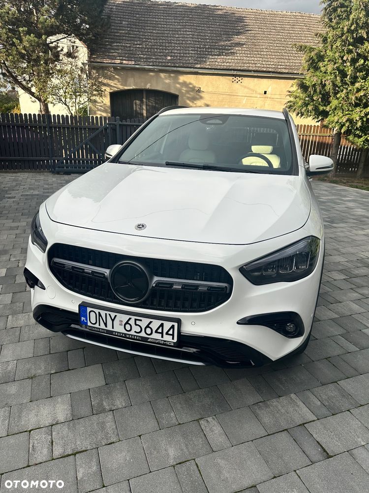 Mercedes-Benz GLA 250 4Matic 8G-DCT Edition Progressive Line - 1