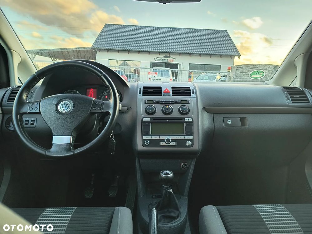 Volkswagen Touran 1.6 United - 8