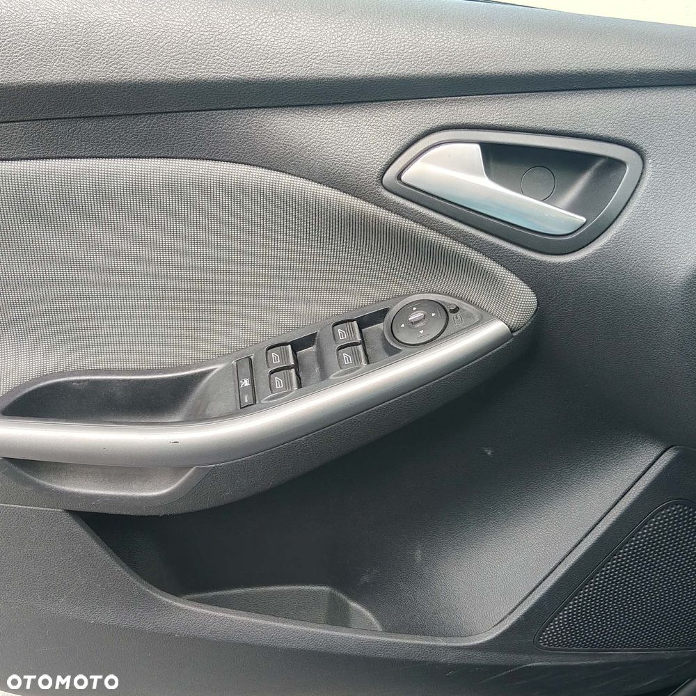 Ford Focus 1.6 TDCi Titanium - 13