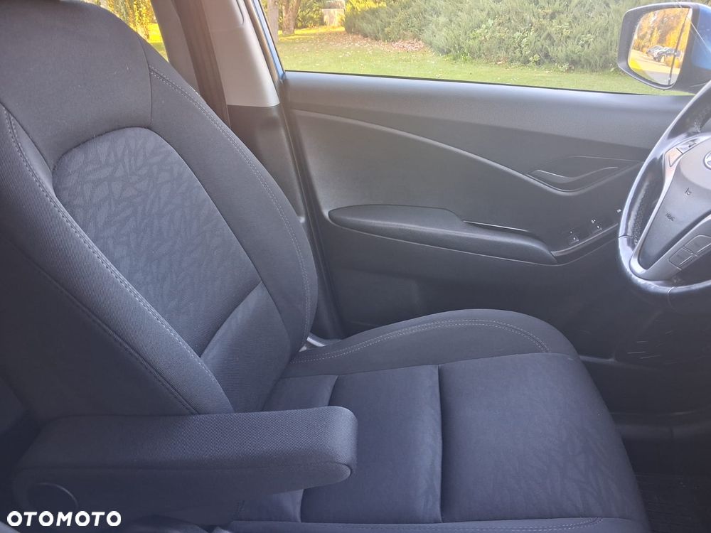 Hyundai ix20 - 29