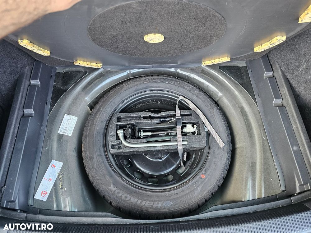 Volkswagen Golf 1.4 TSI MATCH - 24