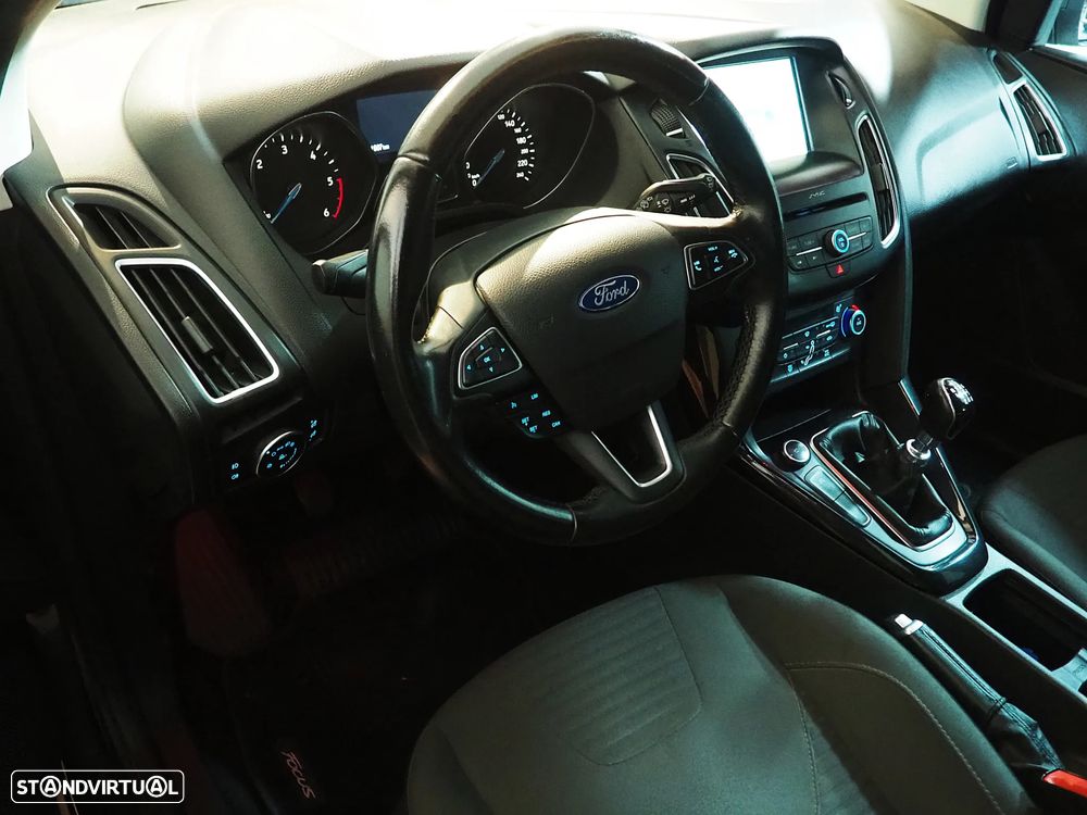 Ford Focus 1.5 TDCi Titanium - 18