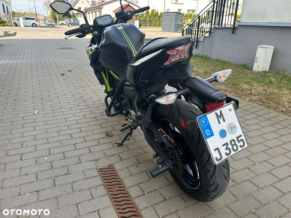 Kawasaki Z 650 - 6