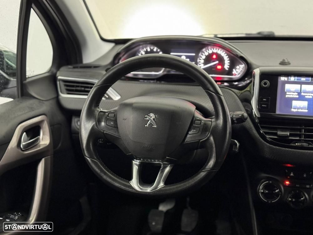 Peugeot 2008 1.2 PureTech Style - 22