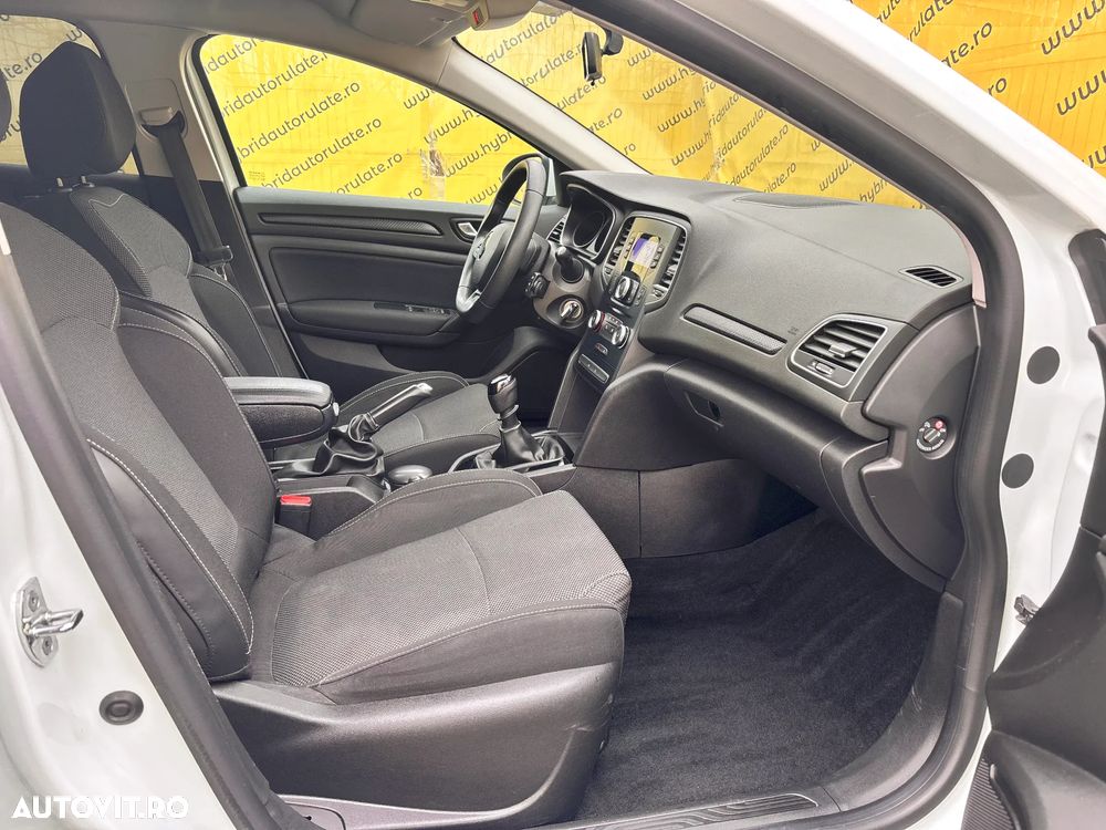 Renault Megane ENERGY TCe 100 LIFE - 19