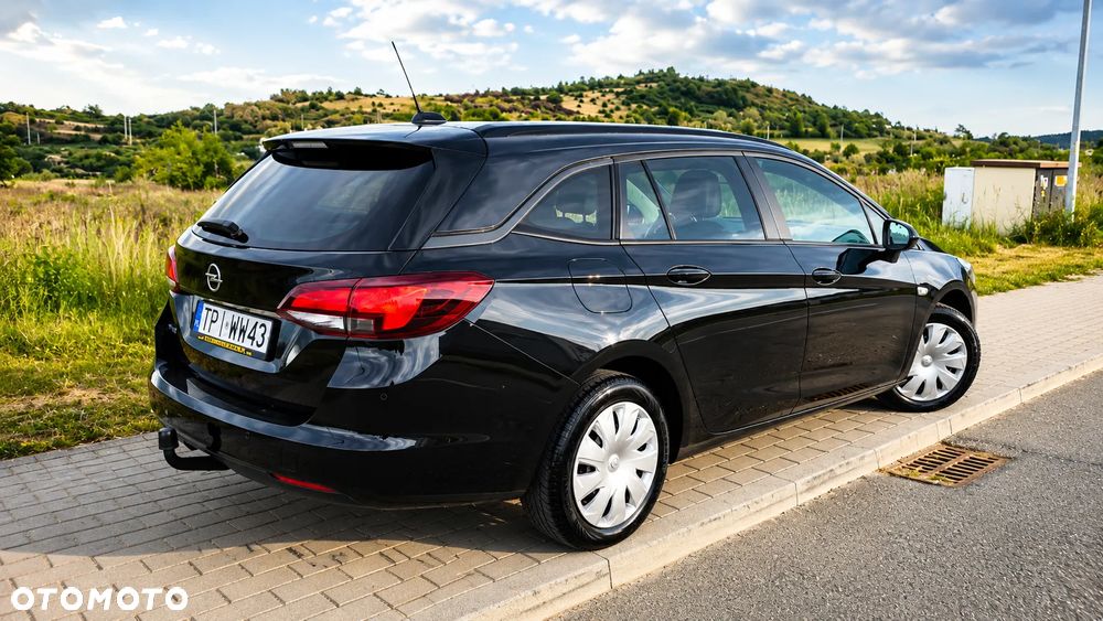 Opel Astra - 4